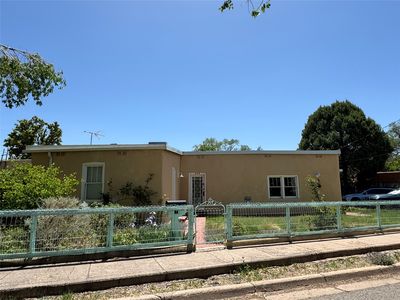 208 W Houghton St, Santa Fe, NM, 87505