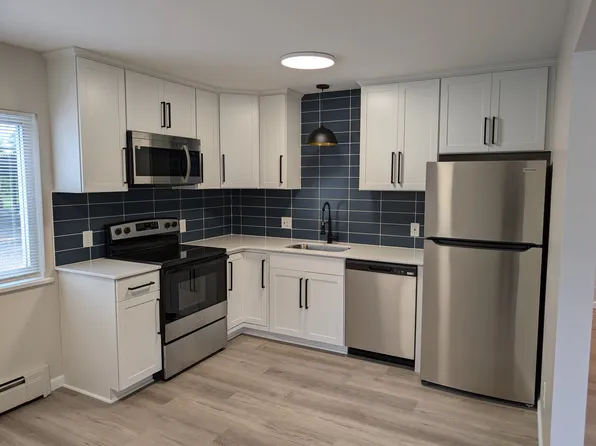 35 Terrel Dr, Webster, NY