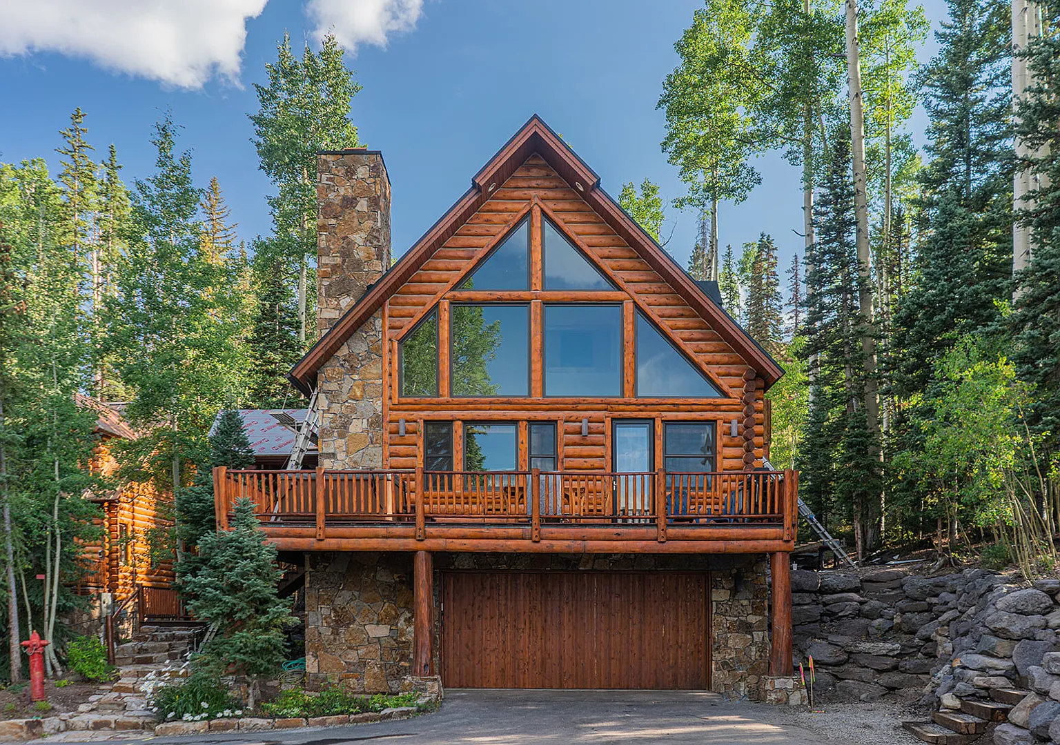 Mountain View 2 | Ski-In + Private Hot Tub 4Br, 4.5Ba, Sleeps 8 — Photo 1