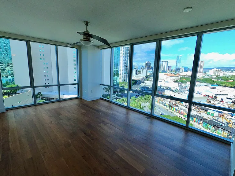 1189 Waimanu St #1009 — Photo 2