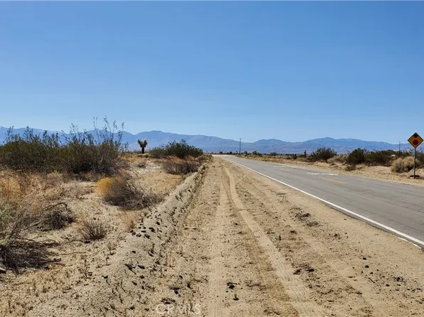 100 Saint East N O Ave #M-33, Palmdale, CA 93591