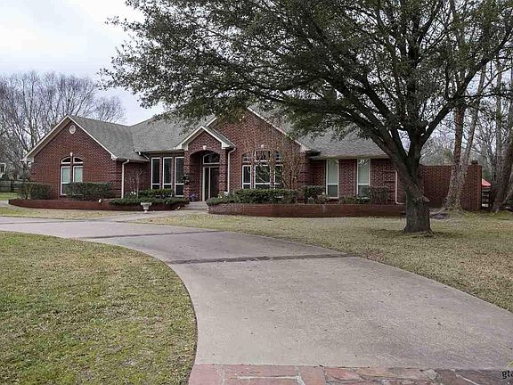 3rd image of 19420 Norfolk Dr