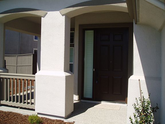 2nd image of 1079 Kirkland Ln