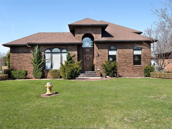 172 Pointe West Dr, Amherstburg, ON N9V 3R6