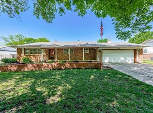 329 N Saint James Pl, Wichita, KS 67206