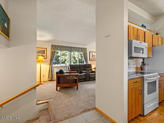 5th image of 4202 W Laurel Ave