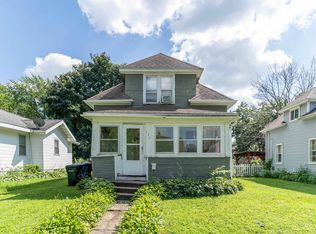 137 Summit Ave, Waterloo, IA 50701