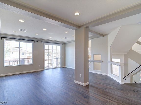5th image of 5329 Tulip Hill Ave