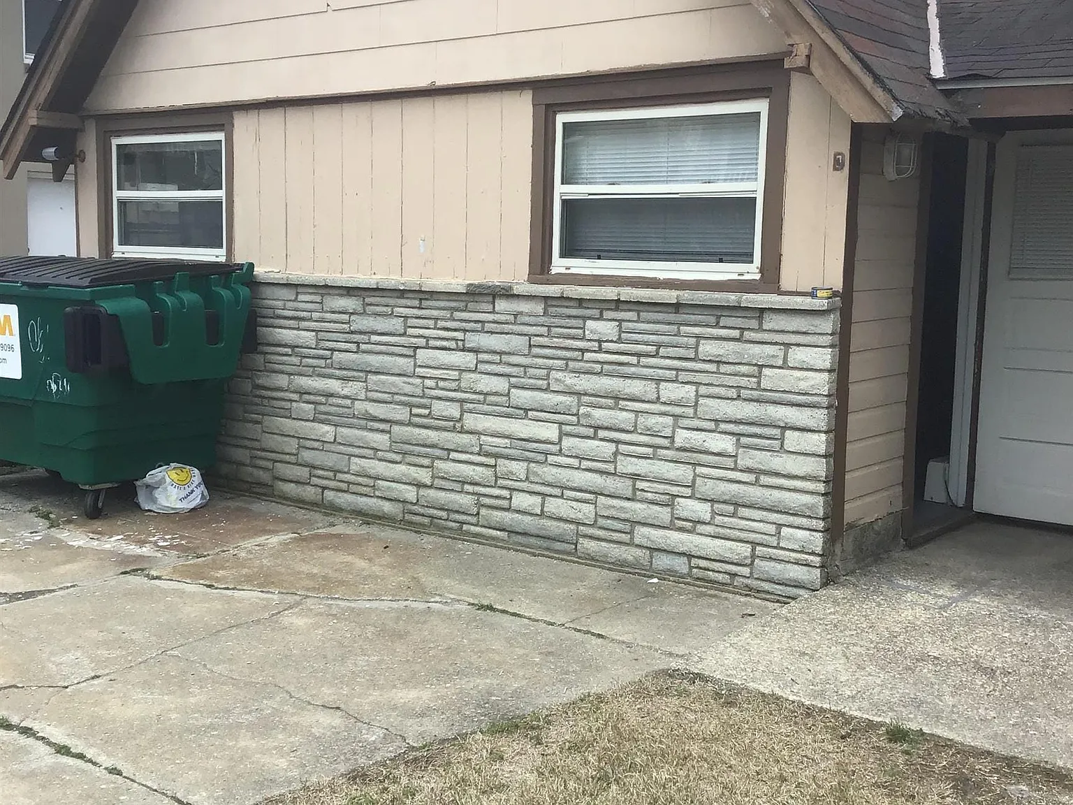 2 bed, 1.0 bath, $12,000 — Photo 1