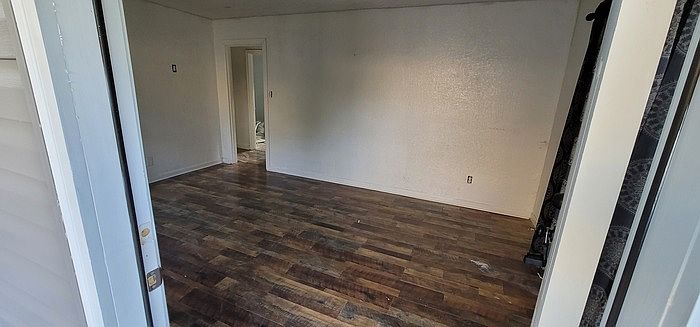 2nd image of 2333 15th St