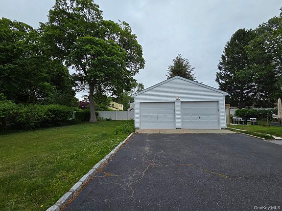 3rd image of 83 Vanderbilt Avenue