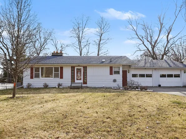 322 28th St N, Springfield, MI 49037