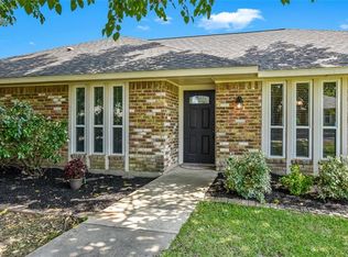 1954 Westminster Dr, Carrollton, TX 75007