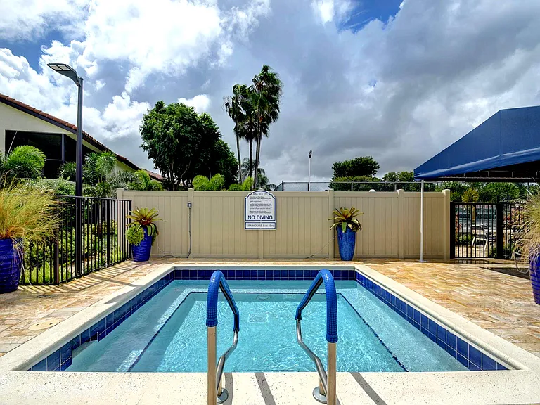 10938 Roebelini Palm Ct #B — Photo 39