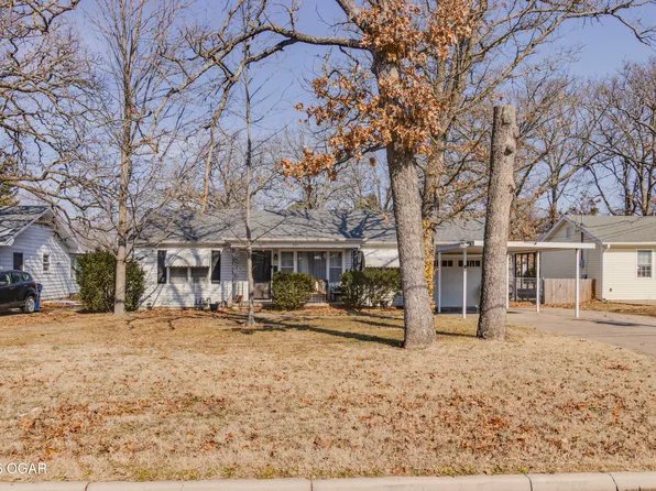 315 E 33rd St, Joplin, MO 64804