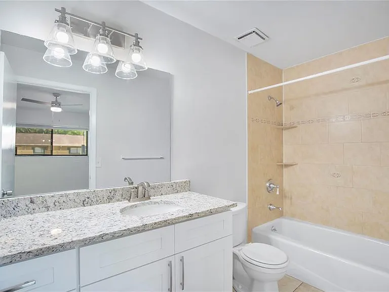 725 Northlake Blvd #67 — Photo 13