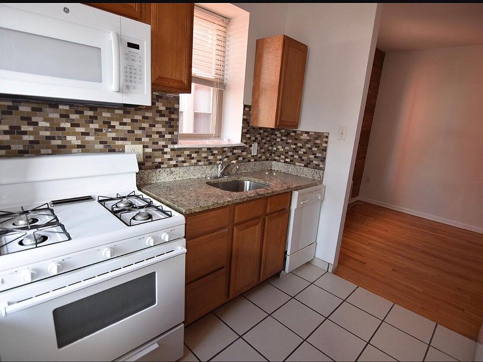 1st image of 6 S 46th St APT 000004