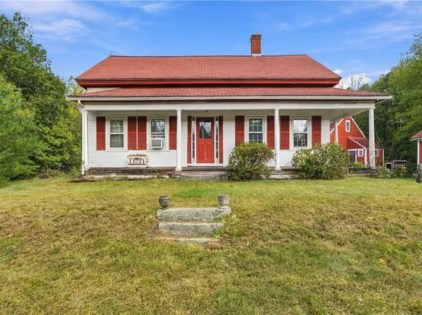 406 S Main St, Pascoag, RI 02859
