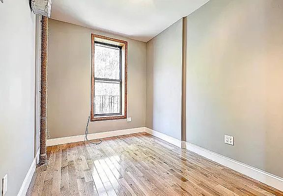 3rd image of 156 Sherman Ave APT 56
