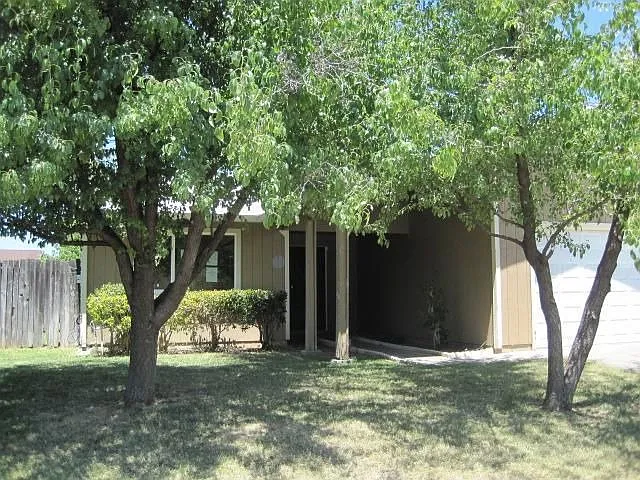 5033 Clover Glen Way photo 1