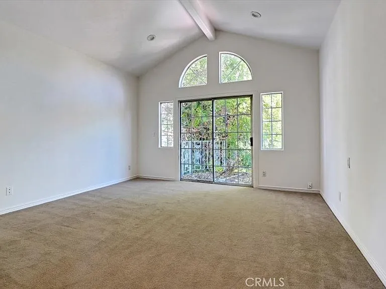 5224 Woodlake Ave — Photo 41