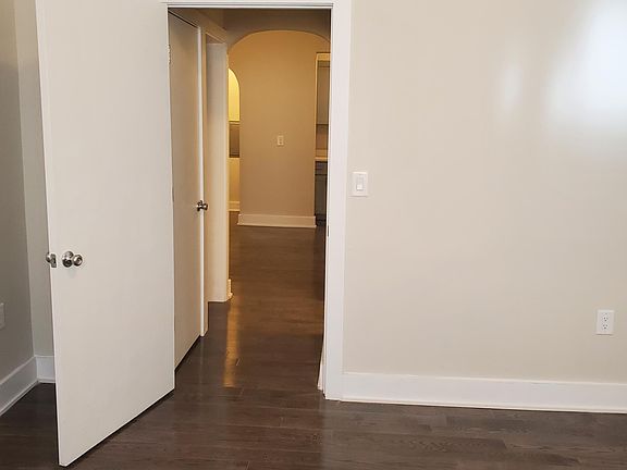 5th image of 80 Palisade Ave APT 2