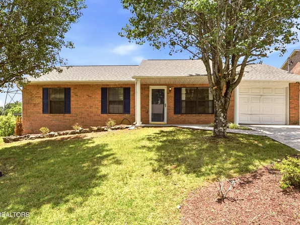 8039 Florence Gardens Rd, Knoxville, TN 37938