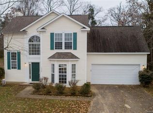 1900 Safflower Cres, Charlotte, NC 28262