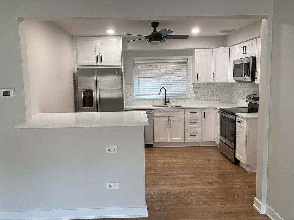 1st image of 4978 N Menard Ave APT 202