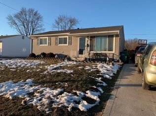 166 Fieldpoint Rd, Newark, OH 43056