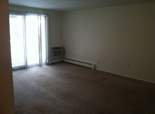 6965 Pearl Rd APT 8, Cleveland, OH 44130