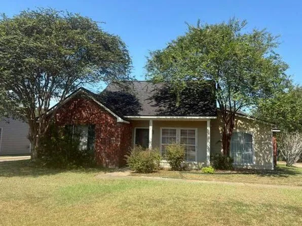 17867 Nine Oaks Ave, Baton Rouge, LA 70817