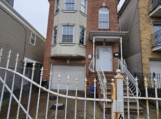 66 11th Ave W #1, Newark, NJ 07107