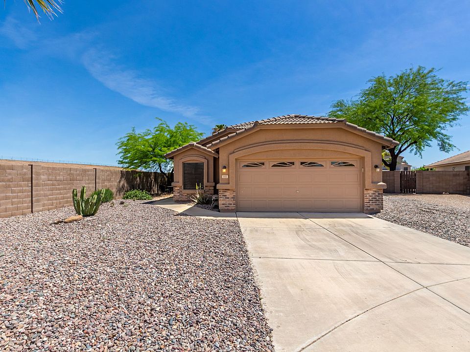 1st image of 3431 E Menadota Dr