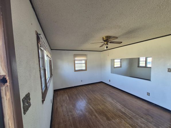317 76th St, Lubbock, TX 79404