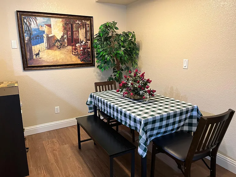 2909 E Huntington Blvd — Photo 10