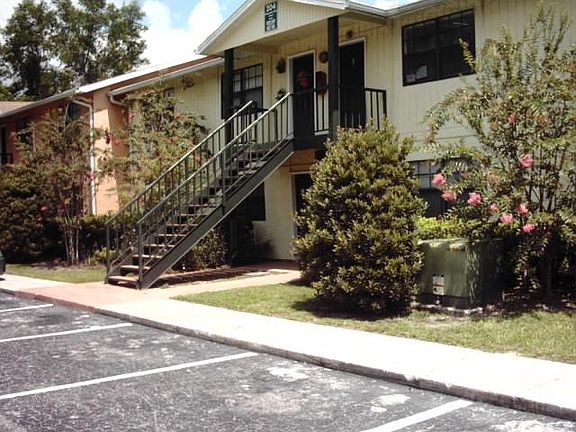 2nd image of 204 Poinsettia Pine Ct APT 102