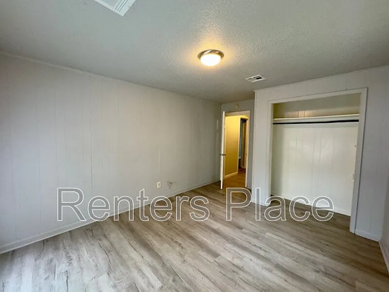 4717 S 33rd West Ave — Photo 10