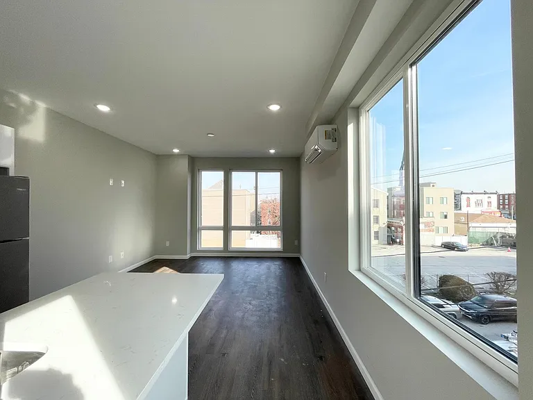 1228 N Marshall St #2A — Photo 9