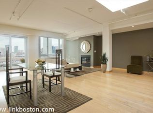 25 Channel Center St #PENTHOUSE 203, Boston, MA 02210