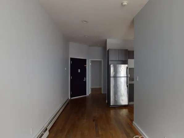 321 Eldert Street image 12 of 13