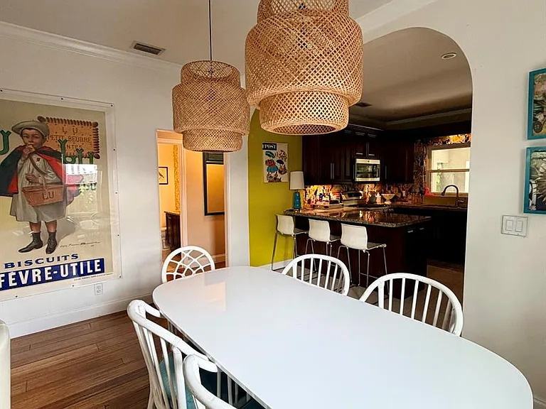 515 Ardmore Rd — Photo 8