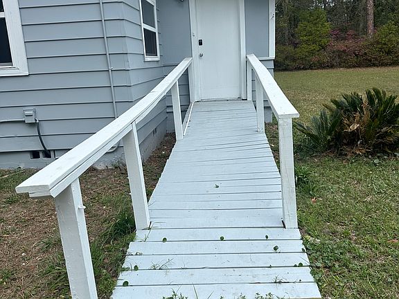 5th image of 3524 Bowden Rd S