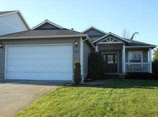 2315 E Meadow Blvd, Mount Vernon, WA 98273