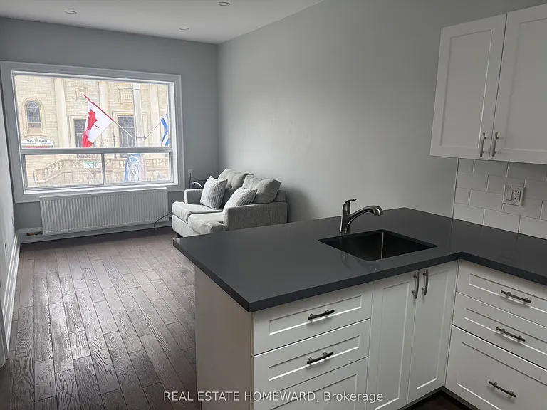 611 Danforth Ave #4 — Photo 10