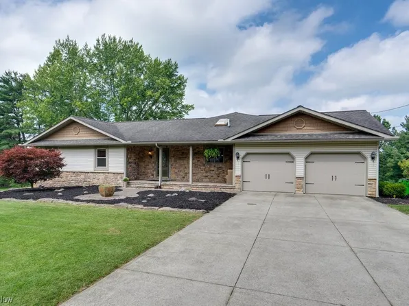 1409 Northeast Ave, Tallmadge, OH 44278