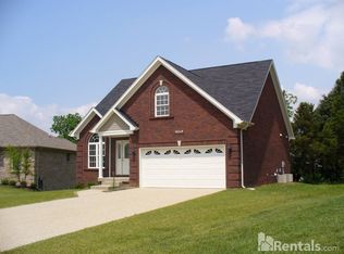 9108 Fox Chase Rd, Louisville, KY 40228