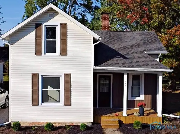 744 Park St, Napoleon, OH 43545