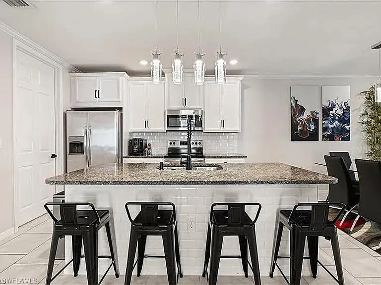 14672 Edgewater Cir — Photo 7