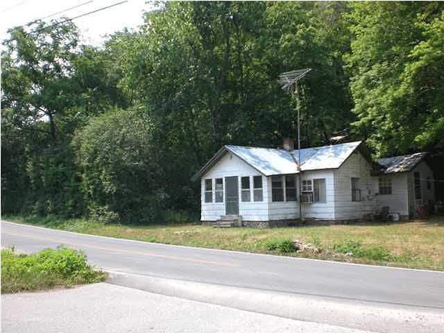 1st image of 810 Osage Dr